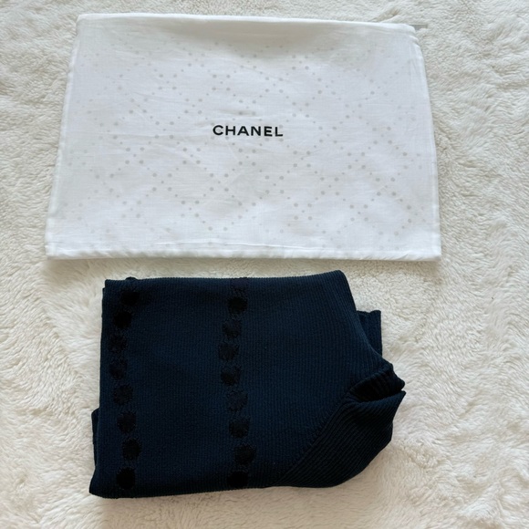 CHANEL women blouse size 44FR or XL Authentic Retail 1850$ - Picture 7 of 11